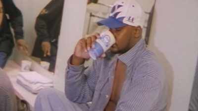 I remember we was in Rae's house. - Wu-Tang Clan: Of Mics and Men