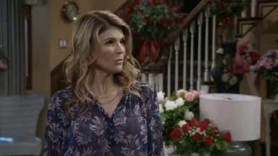 I remember that wedding.
You were registered at Toys "R" Us. - Fuller House