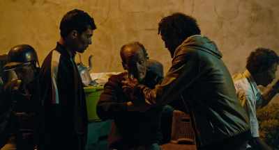 - I remember you.
- Yes, we shared a lot. - Hounds