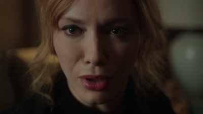 - I robbed a grocery store. - Good Girls