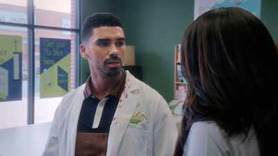 I'’M REALLY SORRY.
[DOOR OPENS] - Tyler Perry's The Oval