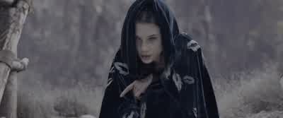 I said, take it, king. - King Arthur: Legend of the Sword