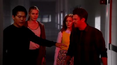 I said watch it with that thing. - The Librarians