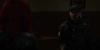 I saved your life. You
telling me I made a mistake? - Batwoman