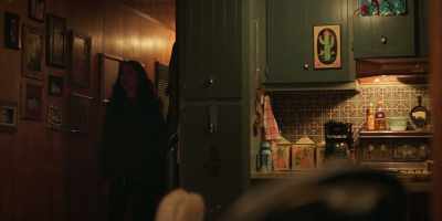 - I saved you some ziti. Are you hungry?
- Yes. - Maid