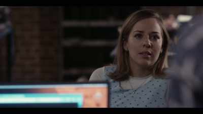 I saved you,
and I'm saving the director. - Travelers