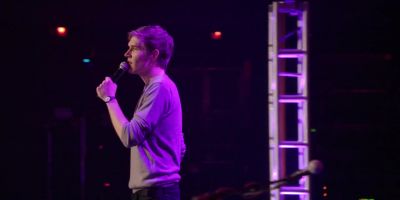 I saw a gorgeous - Bo Burnham: Make Happy