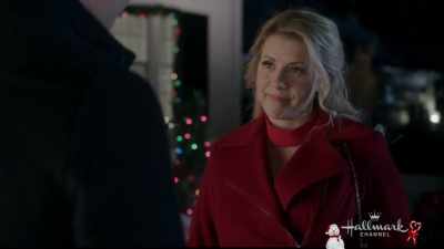 I saw a preview of it
on your desk. - Entertaining Christmas