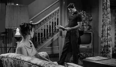I saw Dr. Wayne today. - I Married a Monster from Outer Space