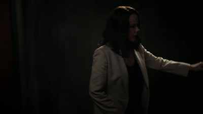 I saw her here
in New York. - Damien