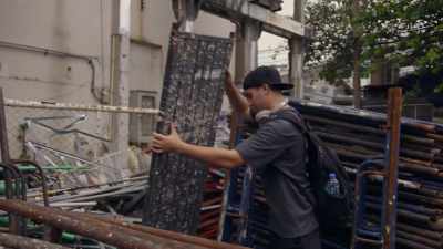 I saw scaffolding in that Merdeka video. - Skywalkers: A Love Story