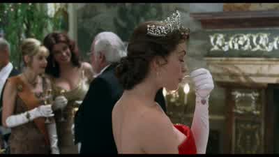 I saw that. - The Princess Diaries 2: Royal Engagement