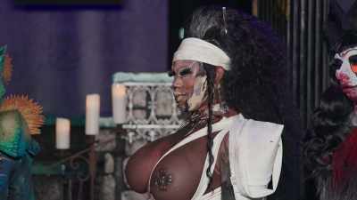 - I saw that you tried to
choreograph some things, - The Boulet Brothers' Dragula: Titans