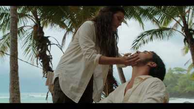 - I saw you, uh, talking to Mason just now.
- Yeah. - The I-Land