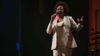 I say, "Come on, guys,
let's break this up. Come on. - Wanda Sykes: Not Normal