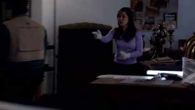 - I say let him come up in here.
- Excuse me, I cannot be in here. - Prank Encounters