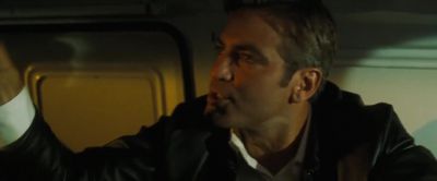 - I say stay, you stay.
- Got it. - Ocean's Eleven