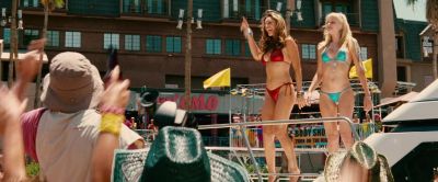 I say tit - Piranha 3D