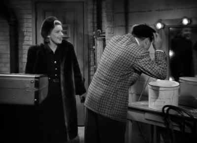 I say, would you mind
lending me your beret? - My Favorite Blonde