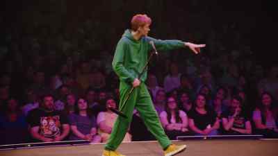I was second row,
and in front of me, - James Acaster: Hecklers Welcome