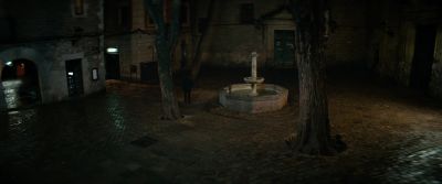 I see a light. Is that you? - Uncharted