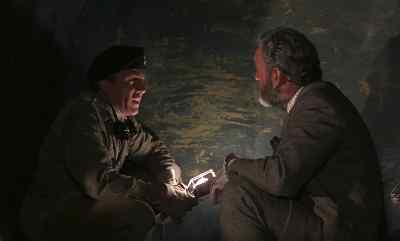 I see. Blocked right across. - Quatermass and the Pit
