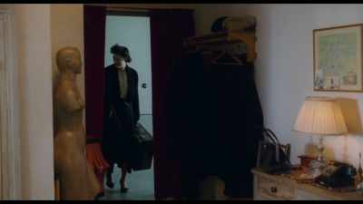 - I see.
- Come. Come to Paris. - Tove