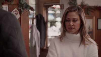 I see community, family,
hope, and love. - Christmas Unleashed