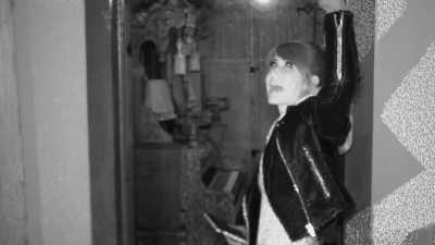 I see feet dangling
from the tree. - The Holzer Files