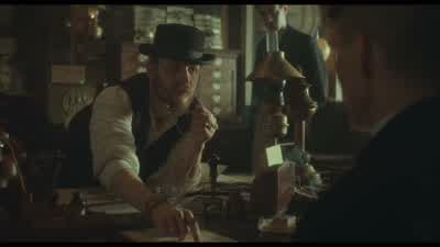 -I see. -It's there. - Peaky Blinders