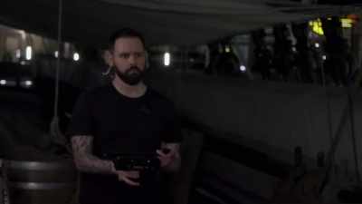 I see, like, a knife fight. - The Holzer Files