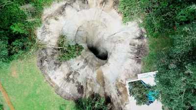  I see this massive hole
 in front of me. - Engineering Catastrophes