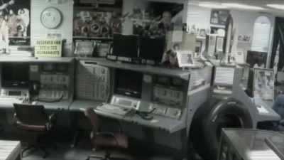 I SEE MOVEMENT ON THE CAMERA. - Strange Evidence