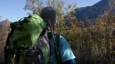 I see two white paddles, - Life Below Zero: Next Generation