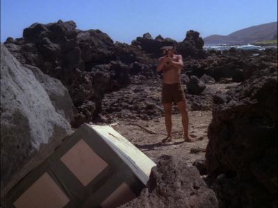 I SEE YOU, ROBBER. - Hawaii Five-O