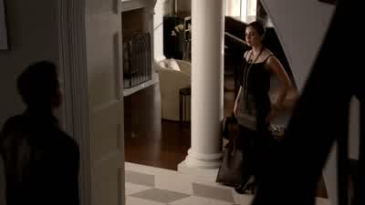 I see you're packing. - The Vampire Diaries