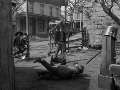 I seen better fights than this at a prayer meeting - The Gunfighter