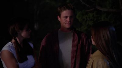 I sense her. - Charmed