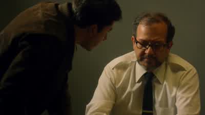 I sent a copy of that passport... - Narcos