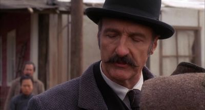 I shall send for my belongings - Tremors 4: The Legend Begins