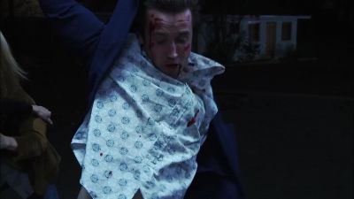 She's infected! She's infected! - It's Always Sunny in Philadelphia
