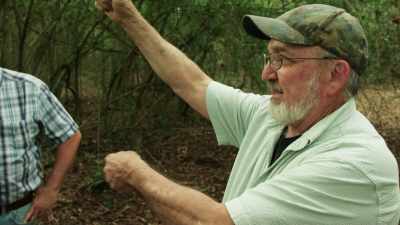 I shined my flashlight
up in there, - If I Leave Here Tomorrow: A Film About Lynyrd Skynyrd