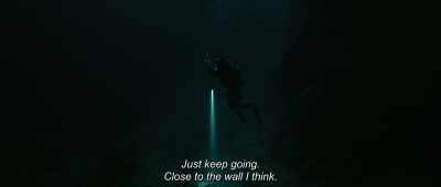 - I should be completely crushed.
- Try to get yourself out now. - Breaking Surface