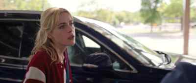- I should get chains for my tires.
- Hey, I'm always right. - Sweethearts