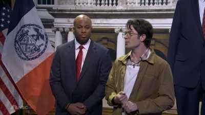 ‫I should have corrected you
‫about that a long time ago.
‫I'm here to introduce some of - SNL50: The Anniversary Special