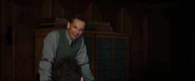 -I should thank Rost van Tonningen.
-Don't you dare. - The Resistance Banker