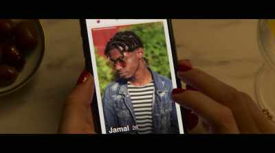 I was sitting by my phone,
swiping, swiping. - The Tinder Swindler