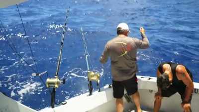 I slacked him off
when you went in - Deadliest Catch: Bloodline