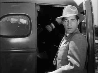 I smell the mothballs.
-Mama had your clothes packed up. - Treasure of Monte Cristo