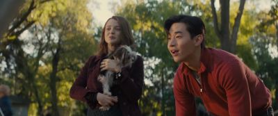 So many people. - A Dog's Journey